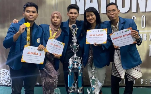 Gagas Sistem Pemantauan Kanker Payudara, Mahasiswa UNAIR Raih Medali Emas