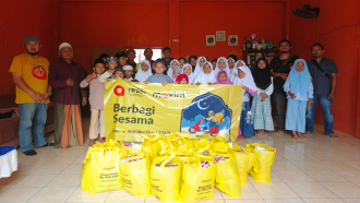 Isi Ramadan, Maxim Beri Bantuan Sembako di Panti Asuhan Tarbiyatul Yatim Semarang