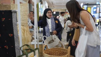 Produk UMKM Binaan Pertamina Laris Manis di INACRAFT 2026, Digemari Buyer Asing Transaksi Tembus Miliaran