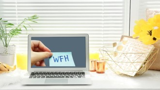 Anggota DPR Ini Ingatkan Dampak Ekonomi WFH Satu Hari per Pekan